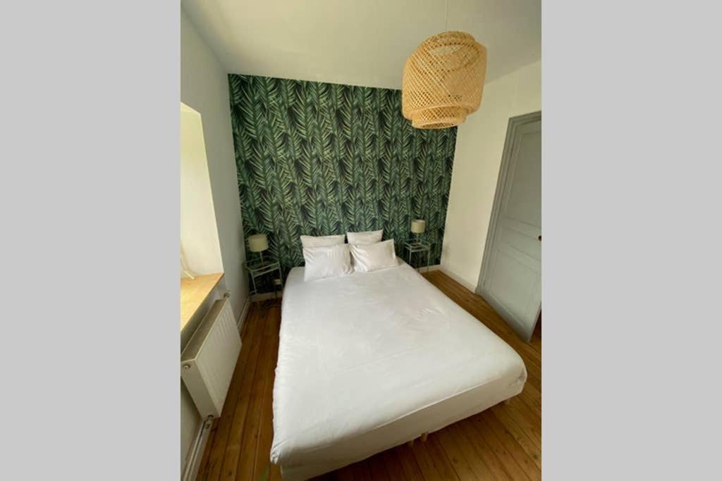 Holiday home Maison Cote De Granit Rose Avec *